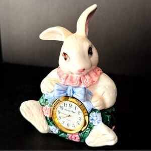 New VTG Fitz and Floyd Vintage Hand Painted BLOSSOM BUNNY Clock - Needs Battery